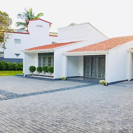Bony'S Holiday Inn Negombo Zewnętrze zdjęcie