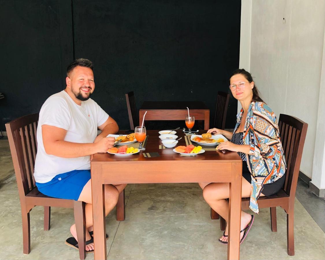Bony'S Holiday Inn Negombo Zewnętrze zdjęcie