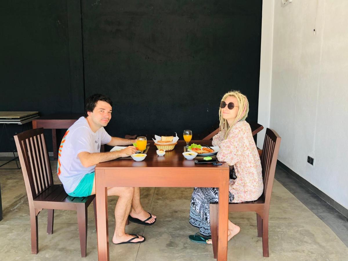Bony'S Holiday Inn Negombo Zewnętrze zdjęcie