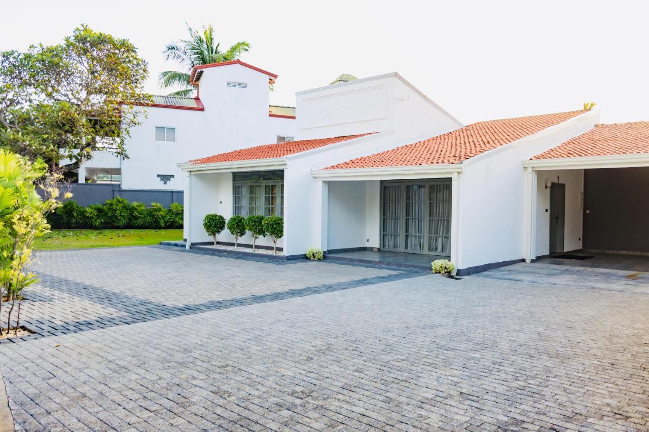 Bony'S Holiday Inn Negombo Zewnętrze zdjęcie