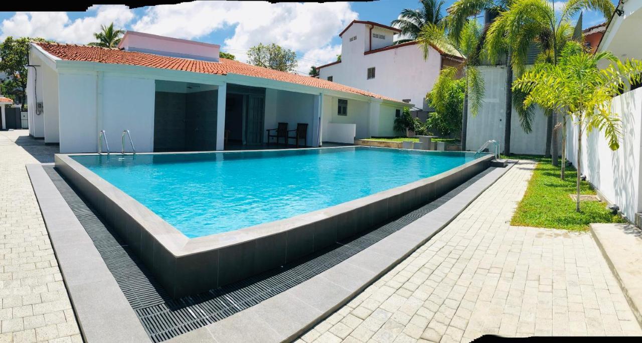 Bony'S Holiday Inn Negombo Zewnętrze zdjęcie