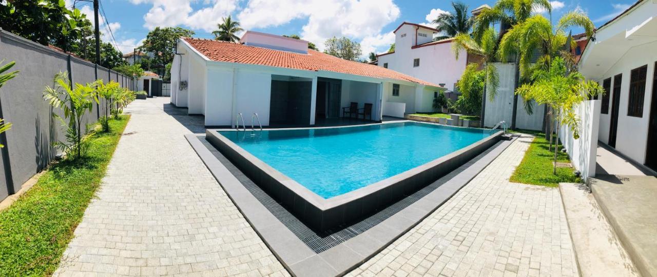 Bony'S Holiday Inn Negombo Zewnętrze zdjęcie